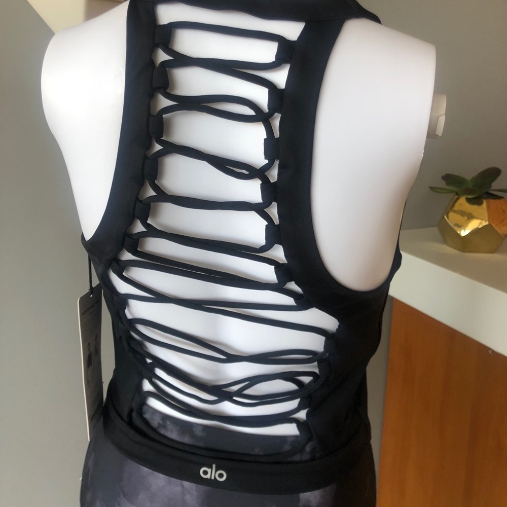 Alo Movement Bra - Picture 2 of 2